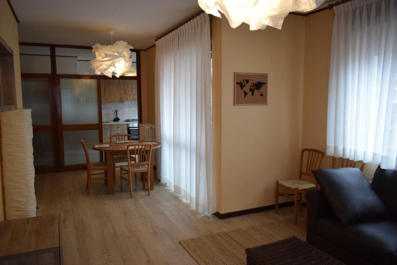 Lozzo Di Cadore - Dolomiti - Piazza IV Novembre Lozzo Cadore Zewnętrze zdjęcie